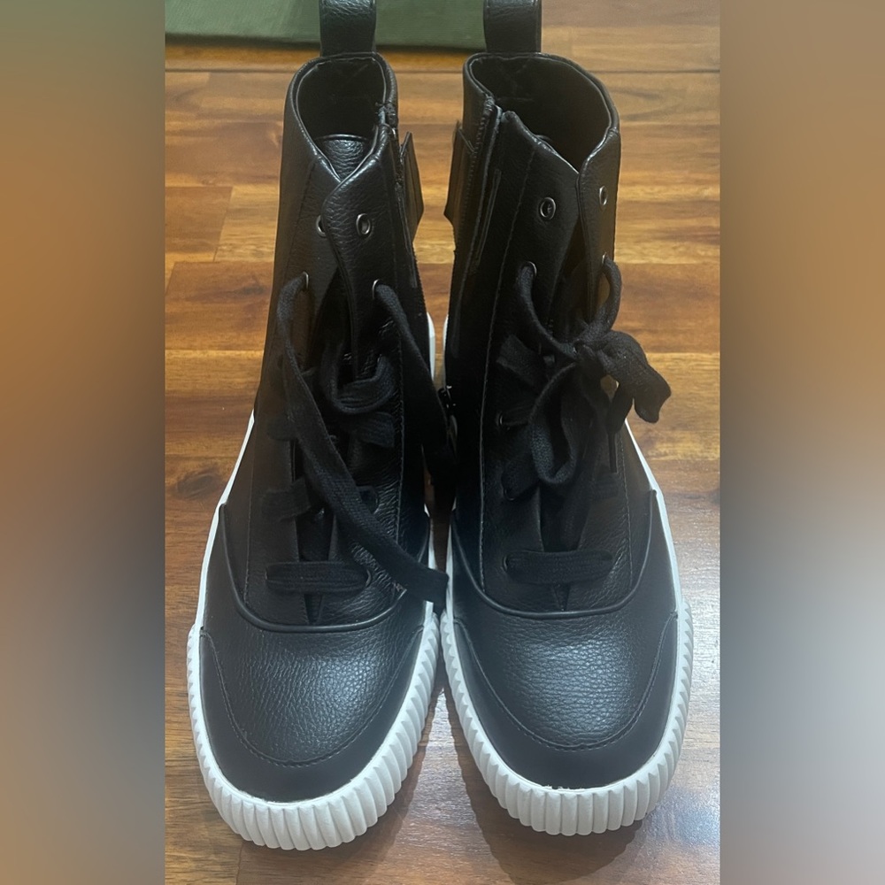 Black leather Karl Lagerfield boots for boys.